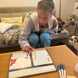 Meet your Posher, Bella milan